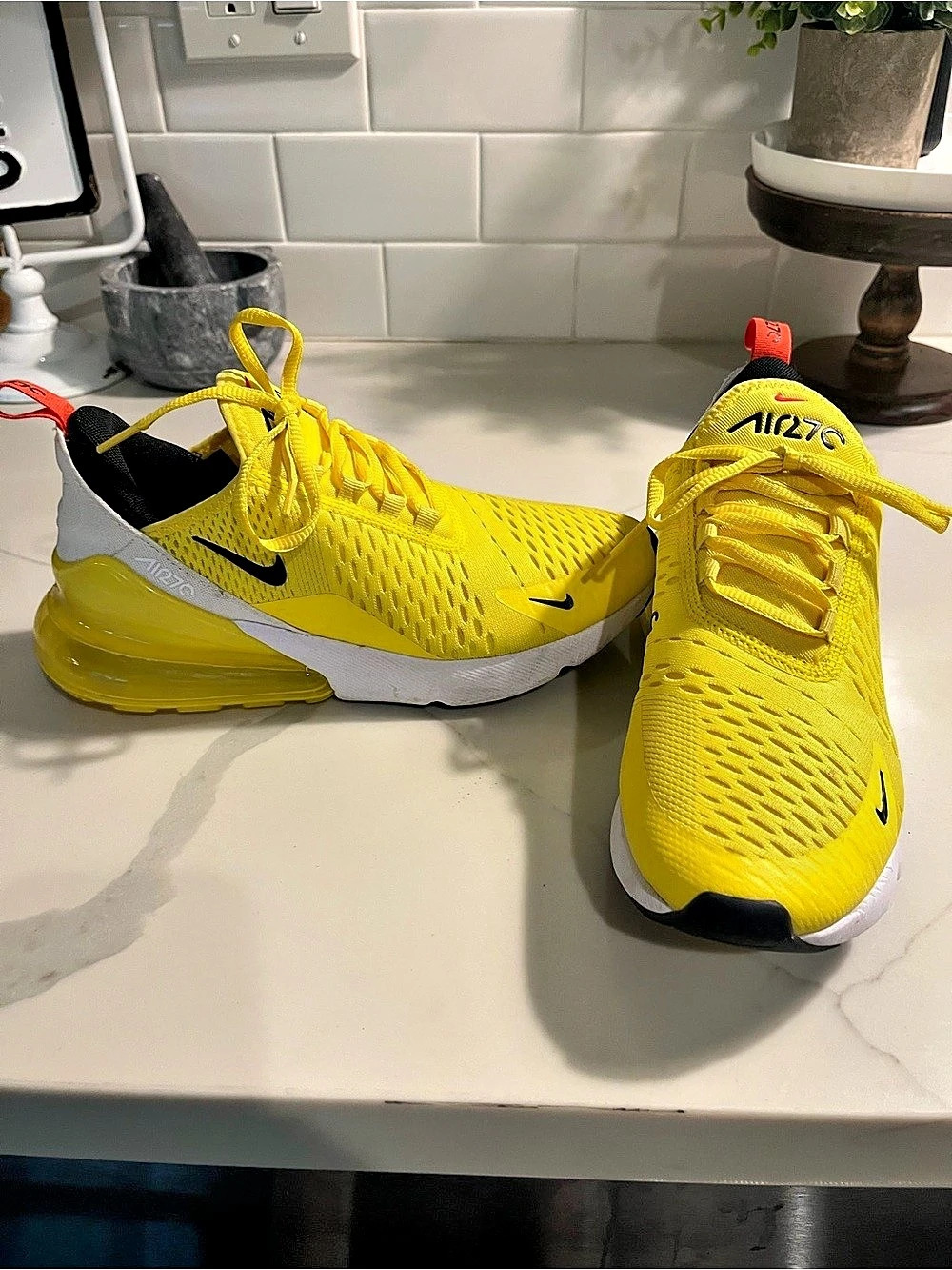Nike Air Max 270 Yellow & White Sneakers